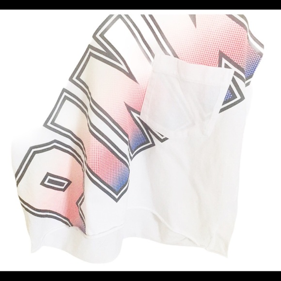 PINK Victorias Secret Pocket Crop Top/Tee With Pink Graphic Print Ivory Sz Small - Picture 6 of 11